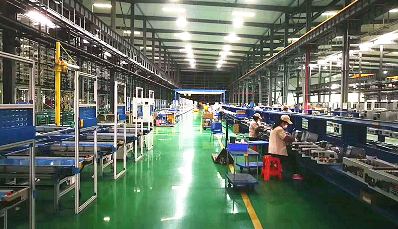 >上下同欲，沖鋒一線！